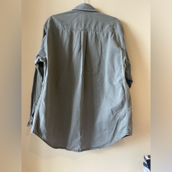 GAP Vintage green button down long sleeve shirt - Picture 2 of 5